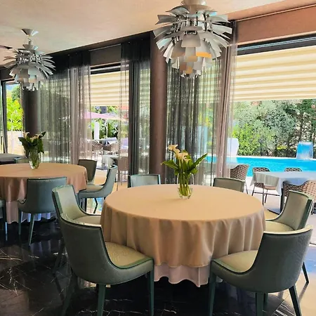 Hotel Arupinum Rovigno